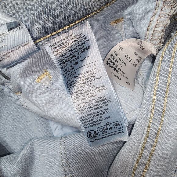 Levi's classic straight women's waist 33'' length 28'' - Picture 7 of 7